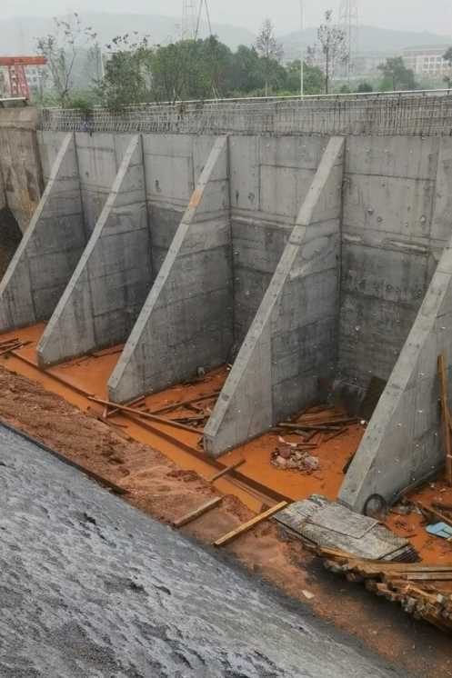 铜陵锚杆式挡土墙